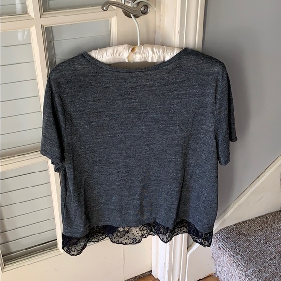 Abercrombie & Fitch Gray T-Shirt w/Lace Detail - Picture 2 of 4